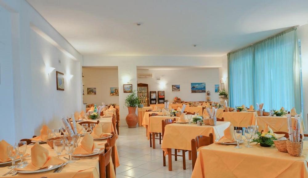 Hotel La Luna Isquia Exterior foto